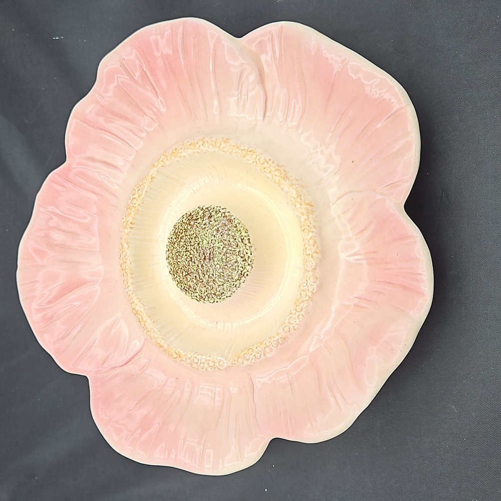 Vintage Sylvac poppy/flower dish